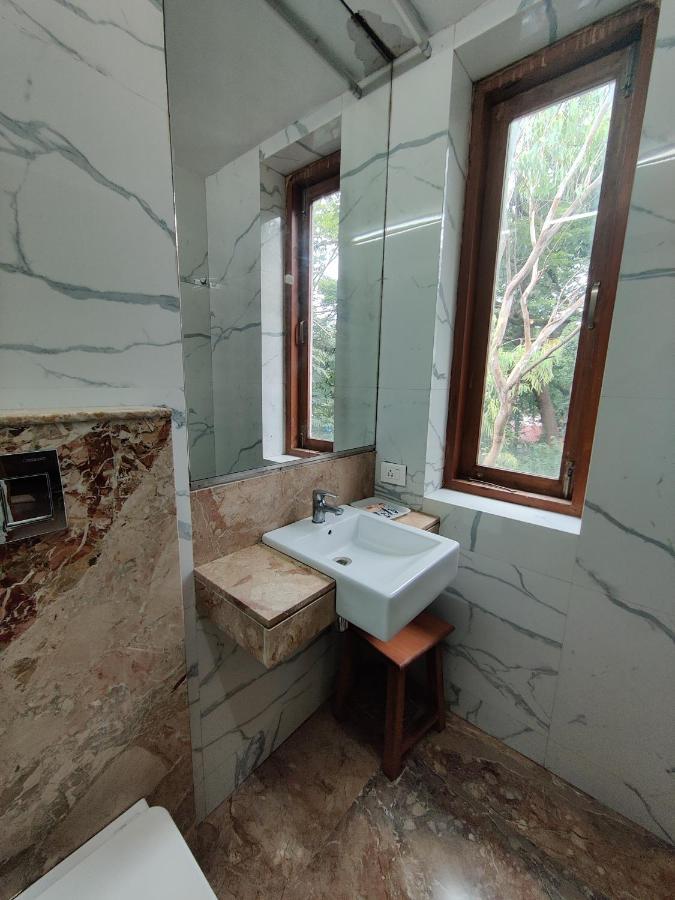 Capital Hotel Βομβάη Εξωτερικό φωτογραφία